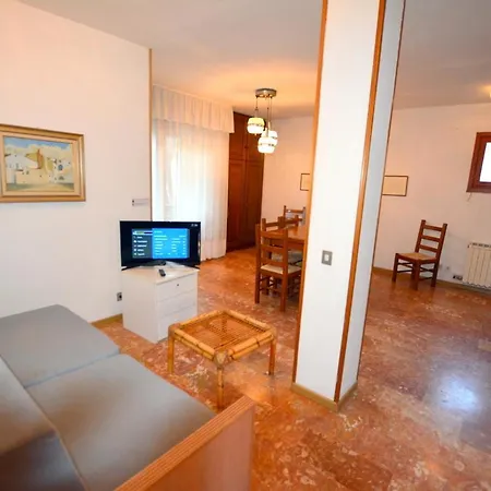 Apartment Lignano Exclusive With Pool Lignano Sabbiadoro