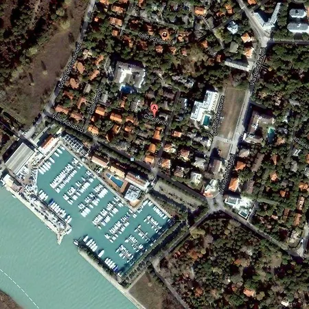 Lignano Exclusive With Pool 아파트 *